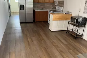 8508 SW 16th Ct, Davie, FL 33324 - Photo 9