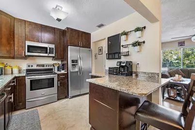 2135 NE 2nd Drive, Boca Raton, FL 33431 - Photo 9