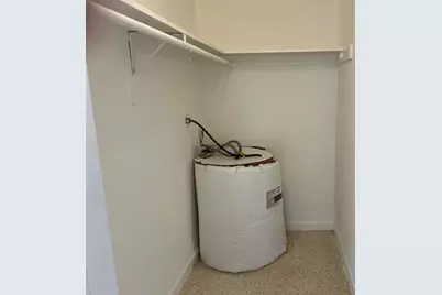 270 NE 40th Street #26, Oakland Park, FL 33334 - Photo 11