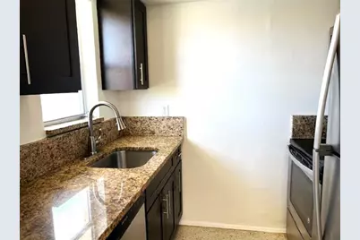 270 NE 40th Street #26, Oakland Park, FL 33334 - Photo 5