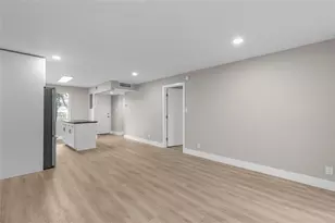 3341 NW 47th Terrace, Lauderdale Lakes, FL 33319 - Photo 7