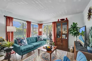 1055 SE 15th St, Fort Lauderdale, FL 33316 - Photo 1