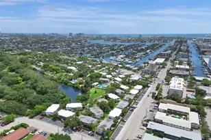 1055 SE 15th St, Fort Lauderdale, FL 33316 - Photo 27