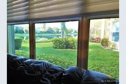 13245 Alhambra Lake Circle, Delray Beach, FL 33446 - Photo 11