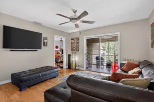 8105 NW 27th St, Coral Springs, FL 33065 - Photo 13