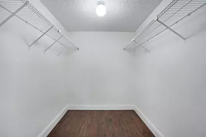 109 Lake Emerald Drive #110, Oakland Park, FL 33309 - Photo 21