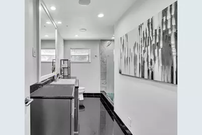 746 NE 16th Terrace, Fort Lauderdale, FL 33304 - Photo 25