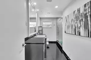 746 NE 16th Terrace, Fort Lauderdale, FL 33304 - Photo 25