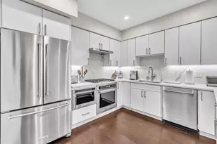 746 NE 16th Terrace, Fort Lauderdale, FL 33304 - Photo 13