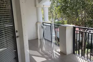 3225 NE 184th St, Aventura, FL 33160 - Photo 17