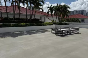 3225 NE 184th St, Aventura, FL 33160 - Photo 21