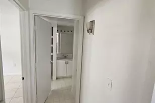 12172 St.Andrews Pl, Miramar, FL 33025 - Photo 13