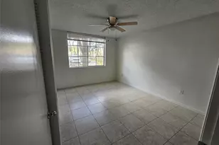 12172 St.Andrews Pl, Miramar, FL 33025 - Photo 17