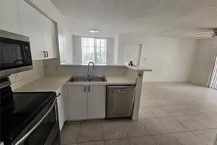 12172 St.Andrews Pl, Miramar, FL 33025 - Photo 7