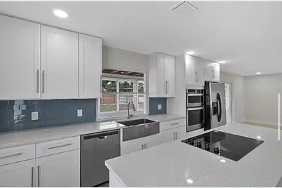 219 SE 13th Street, Deerfield Beach, FL 33441 - Photo 3