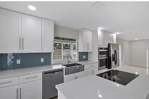 219 SE 13th St, Deerfield Beach, FL 33441 - Photo 3