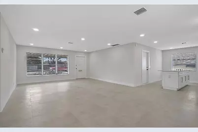 219 SE 13th Street, Deerfield Beach, FL 33441 - Photo 9