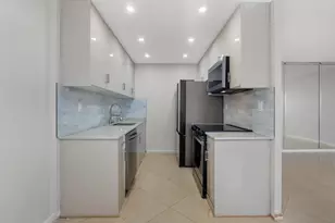 3038 Cornwall B, Boca Raton, FL 33434 - Photo 3