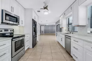 18201 SW 70th Pl, Southwest Ranches, FL 33331 - Photo 21