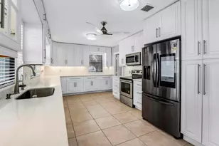 18201 SW 70th Pl, Southwest Ranches, FL 33331 - Photo 19