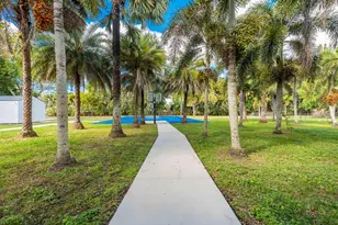 18201 SW 70th Pl, Southwest Ranches, FL 33331 - Photo 43