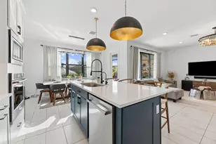 4482 Silverwood Ln, Fort Lauderdale, FL 33309 - Photo 11