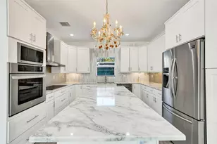 2502 NE 6th Ave, Wilton Manors, FL 33305 - Photo 17