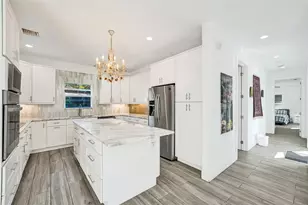 2502 NE 6th Ave, Wilton Manors, FL 33305 - Photo 15