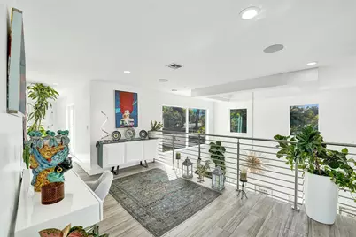 2502 NE 6th Avenue, Wilton Manors, FL 33305 - Photo 27