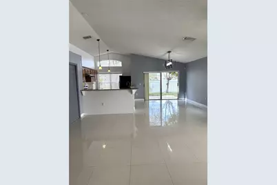 4925 NW 54th Avenue, Coconut Creek, FL 33073 - Photo 3