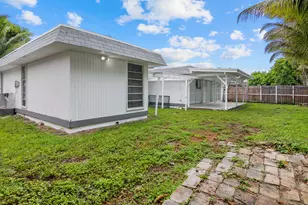 7109 NW 68th St, Tamarac, FL 33321 - Photo 17