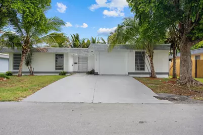 7109 NW 68th Street, Tamarac, FL 33321 - Photo 1