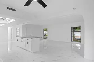 7109 NW 68th St, Tamarac, FL 33321 - Photo 5