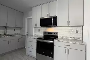 1966 NE 177th St, North Miami Beach, FL 33162 - Photo 7