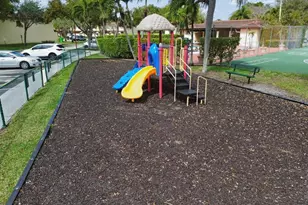 4759 NW 90th Ave, Sunrise, FL 33351 - Photo 25