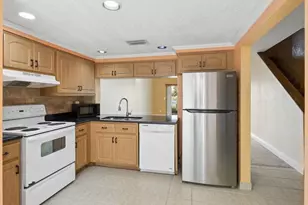 4759 NW 90th Ave, Sunrise, FL 33351 - Photo 5