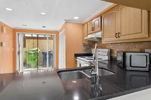 4759 NW 90th Ave, Sunrise, FL 33351 - Photo 7