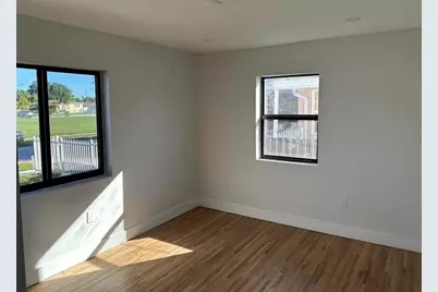 170 W 58 Street, Hialeah, FL 33012 - Photo 13