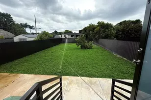 170 W 58th St, Hialeah, FL 33012 - Photo 21