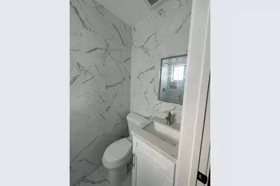 170 W 58 Street, Hialeah, FL 33012 - Photo 19