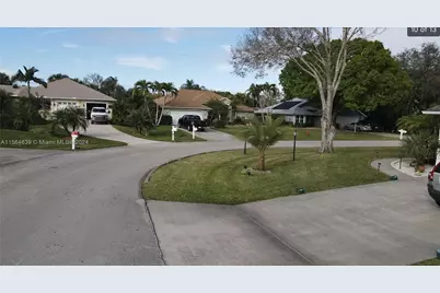 755 38th Court, Vero Beach, FL 32968 - Photo 3