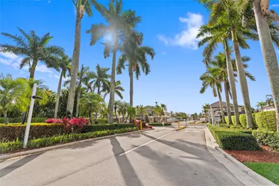 17870 SW 4th Court, Pembroke Pines, FL 33029 - Photo 35