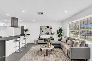 5710 SW 54th Ct, Davie, FL 33314 - Photo 9