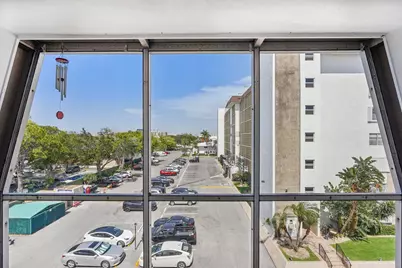 3040 NE 16th Avenue #402, Oakland Park, FL 33334 - Photo 19