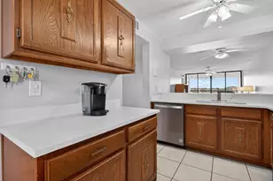 6239 Coral Lake Dr, Margate, FL 33063 - Photo 5