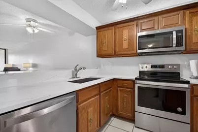 6239 Coral Lake Drive #6239, Margate, FL 33063 - Photo 11