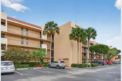 6239 Coral Lake Drive #403, Margate, FL 33063 - Photo 3