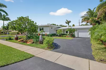 4781 NE 4th Avenue, Oakland Park, FL 33334 - Photo 1