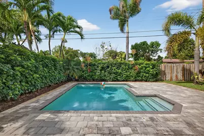 4781 NE 4th Avenue, Oakland Park, FL 33334 - Photo 23