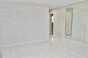 5908 NW 81st Ave, Tamarac, FL 33321 - Photo 7